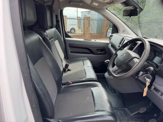/photos/7760/6d9e9d12-223e-1b1f-06f8-b4ff397313d2_i320x240.jpg