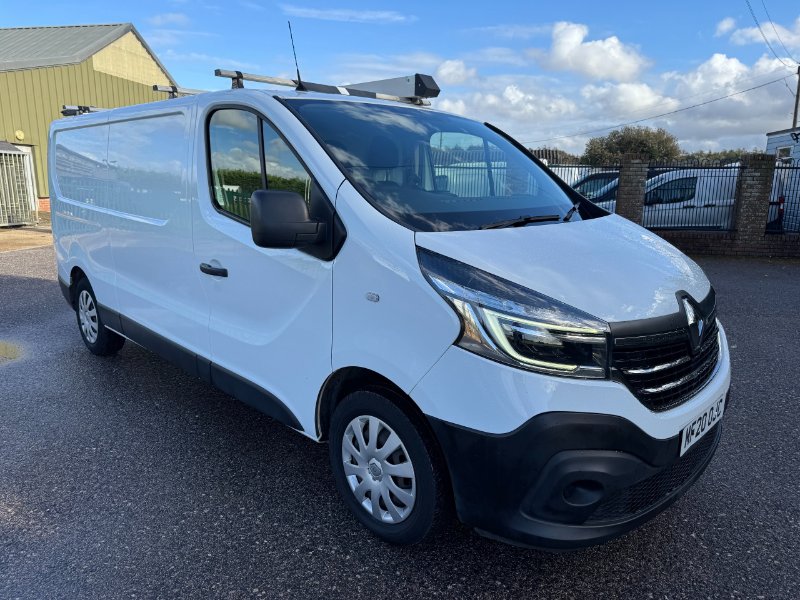Renault Trafic 2.0 dCi ENERGY 30 Business Panel Van 5dr Diesel Manual LWB Standard Roof Euro 6 s/s 120 ps AIR CON FSH 61000 MILES for sale in Faversham